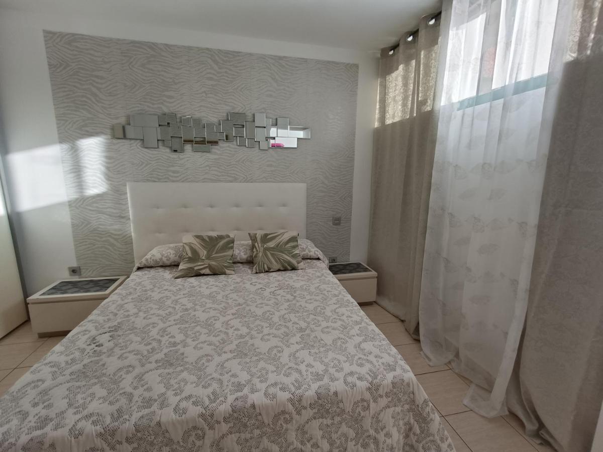 Apartment Las Americas Tenerife Sur Playa Feñabe Bagian luar foto